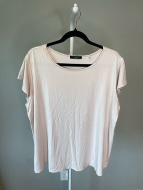 T Tahari Pale Pink Short Sleeve Crewneck Top 2X NWOT